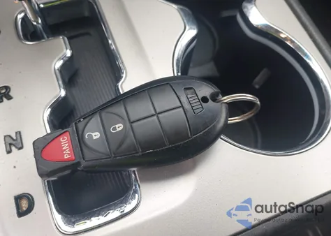 2012 Jeep Grand Cherokee Laredo из США, поврежденный, VIN 1C4RJFAG8CC114527